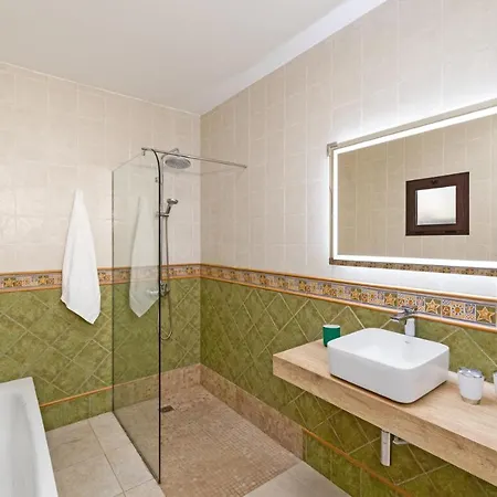 Stephanie By Plus * Playa Blanca